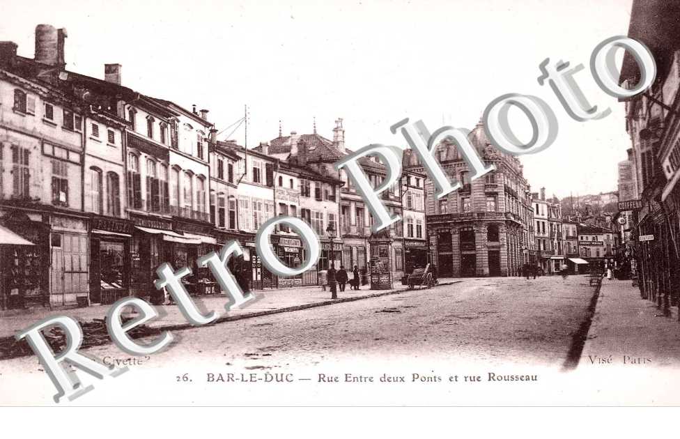 RUE ENTRE DEUX PONTS ET RUE ROUSSEAU