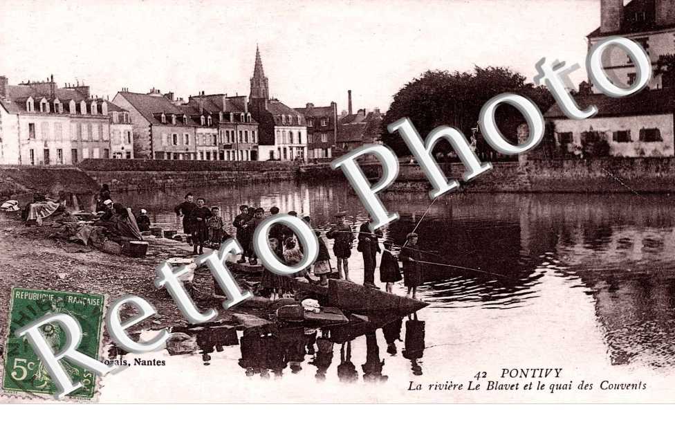 la riviere Le Blavet et le quai des Couvents