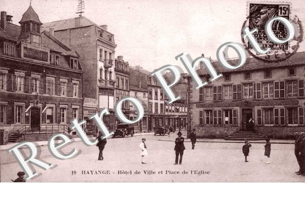 Hotel de ville - place de l&#039;eglise