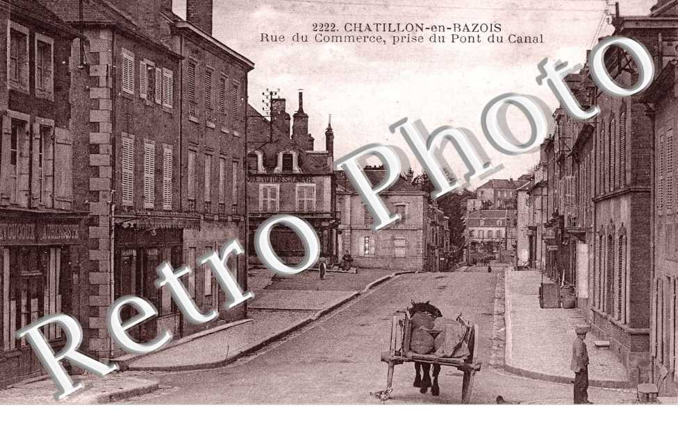 rue du Commerce prise du pont du canal