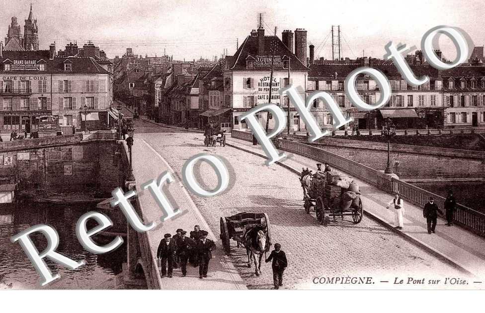 Vue du Pont vers la rue Solférino