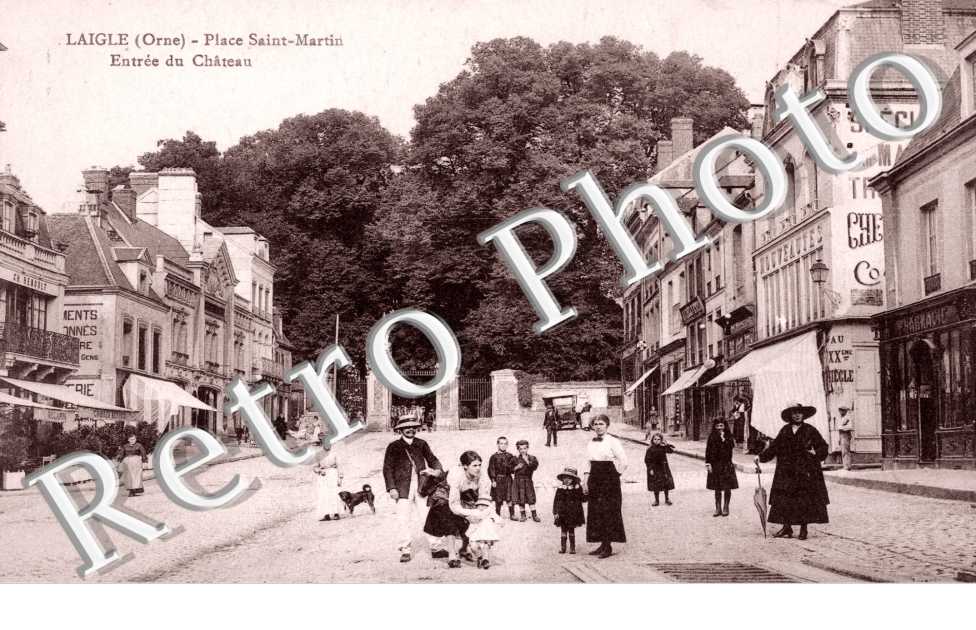 Place Saint-Martin, Entree du Chateau