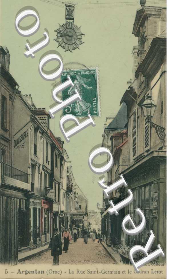 la rue St germain et le cadran Lerot
