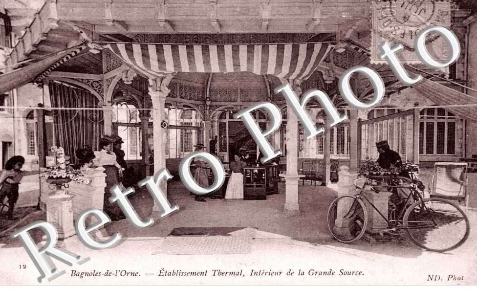 Interieur de la grande source