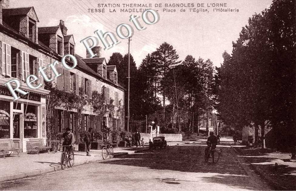 Station Thermale de Bagnoles-de-l&#039;Orne, Place de l&#039;Eglise, l&#039;Hotellerie