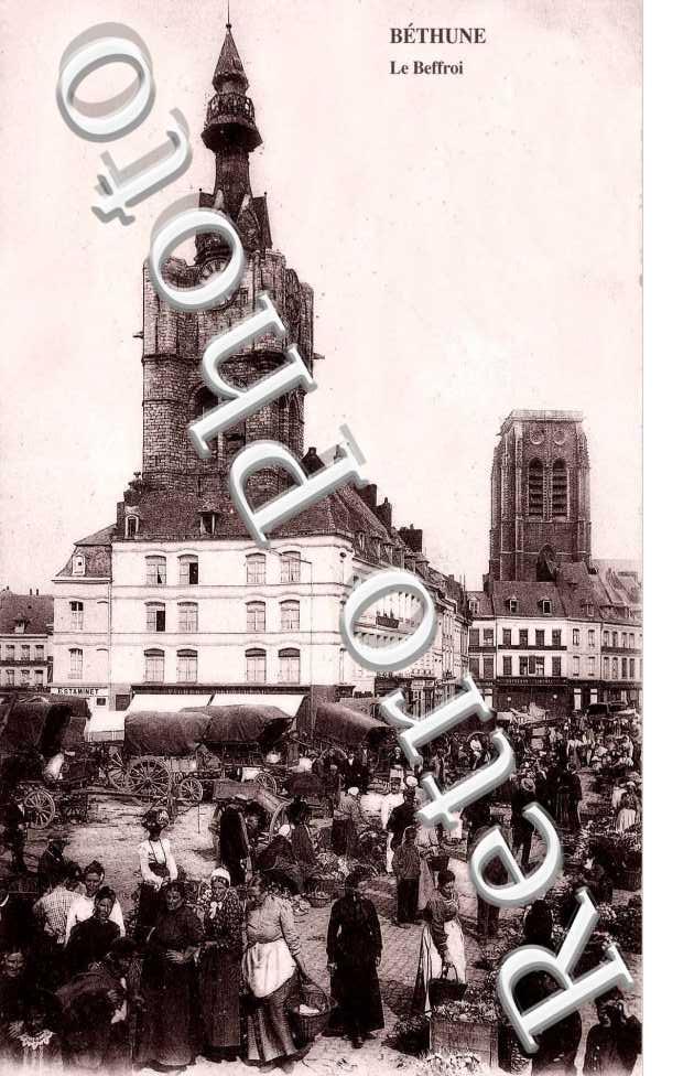 le beffroi et la tour de l&#039;eglise