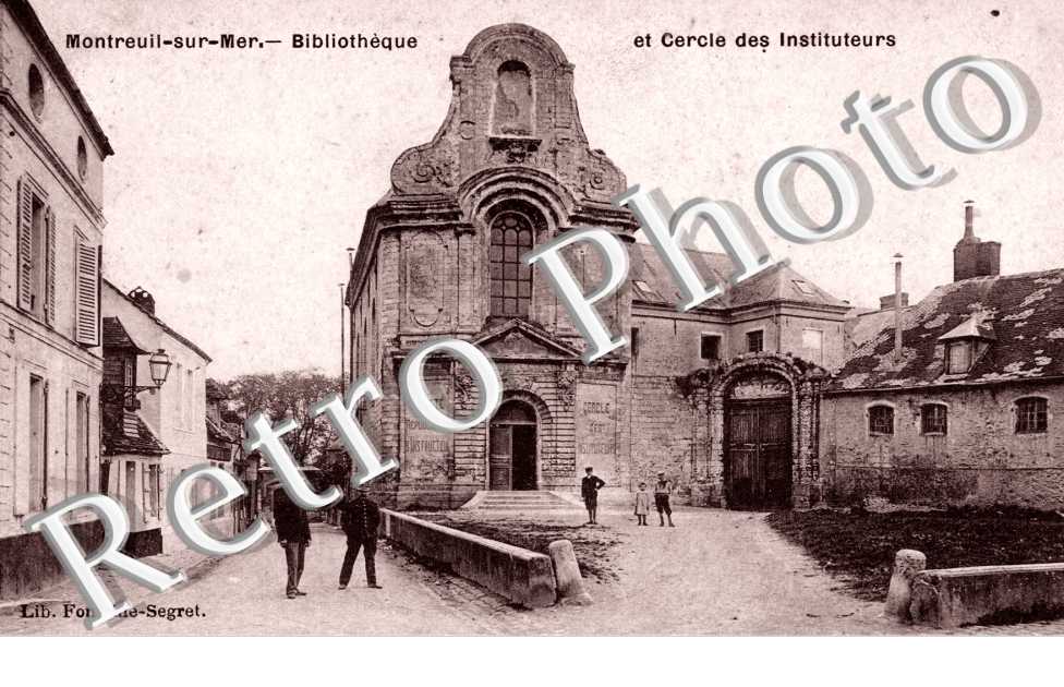 Bibliotheque et Cercle des Instituteurs