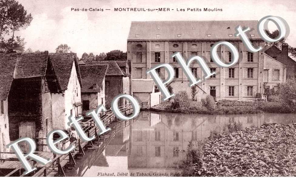 Les Petits Moulins 