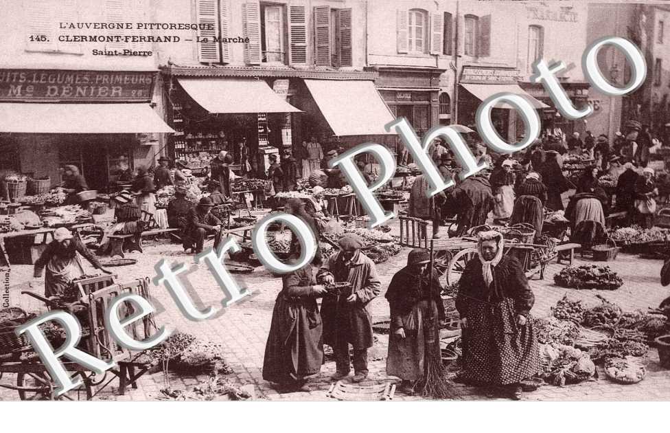 Le marche Saint Pierre