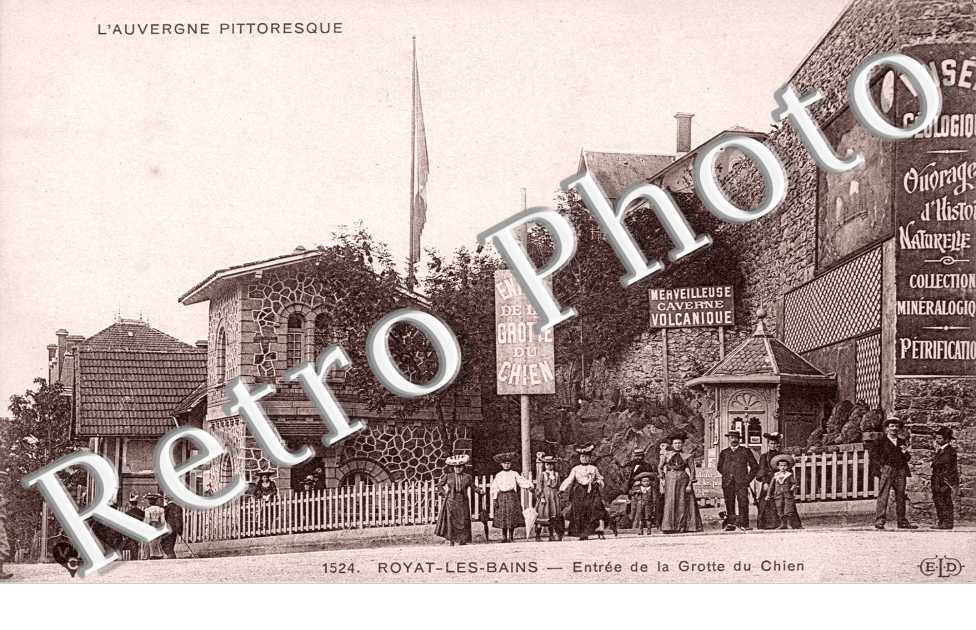 Entree de la Grotte du Chien