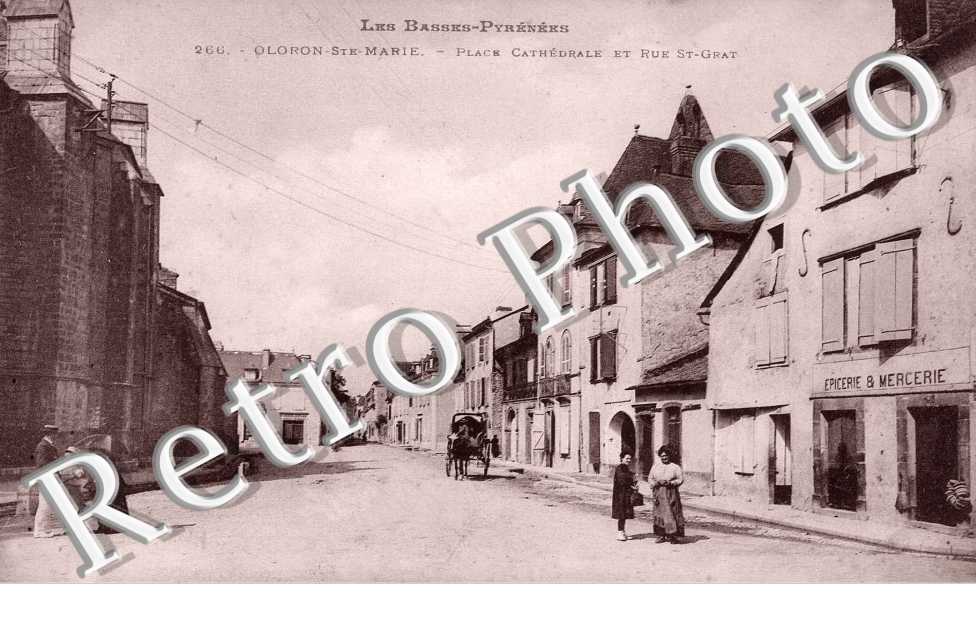 Place Cathedrale et Rue St Grat