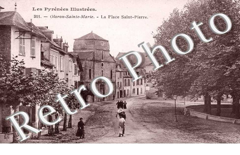 LA PLACE SAINT PIERRE