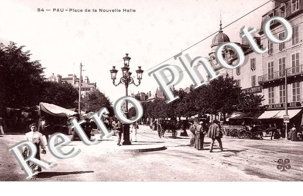 la Place de la Nouvelle Halle