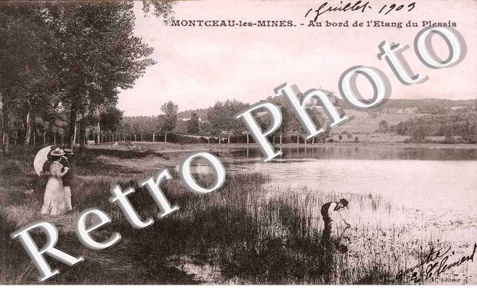 AU BORD DE L&#039;ETANG DE PLESSIS