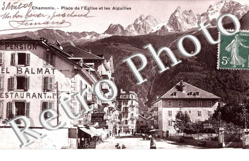 Place de l&#039;eglise et les aiguilles