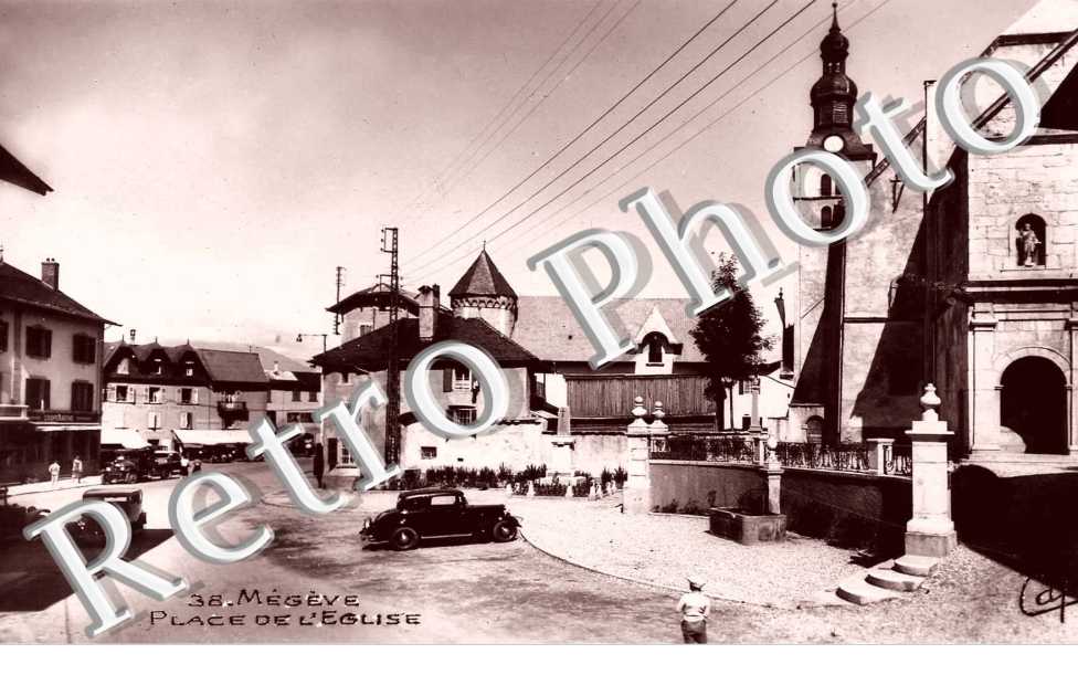 PLACE DE L&#039;EGLISE
