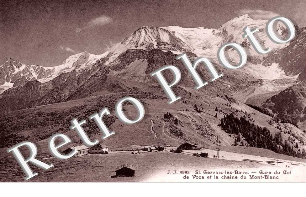 Gare du Col de Voza et la Chaine du Mont Blanc
