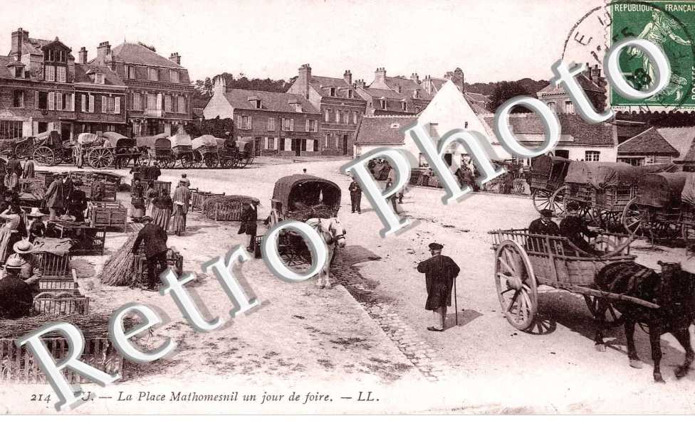 La place Mathomesnil un jour de foire - attelages