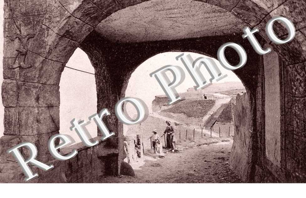 Chemin du bout de la Falaise