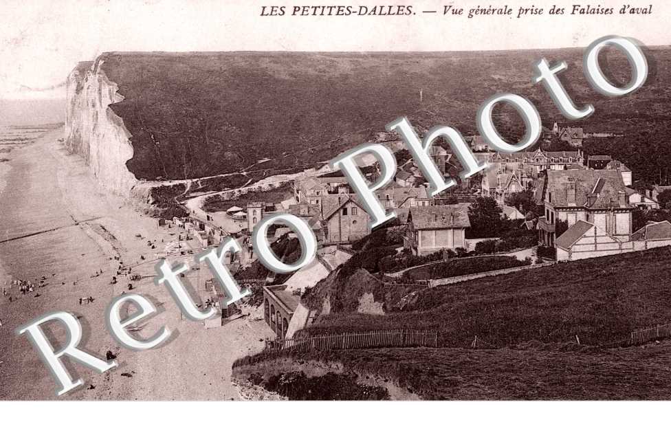 Les Petites Dalles - Vue Generale prise des Falaises d&#039;aval