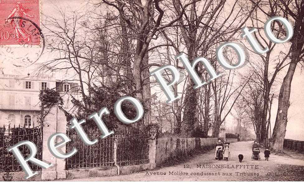 Avenue Molière conduisant aux Tribunes