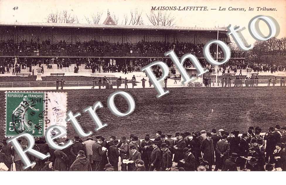 LES COURSES, LES TRIBUNES