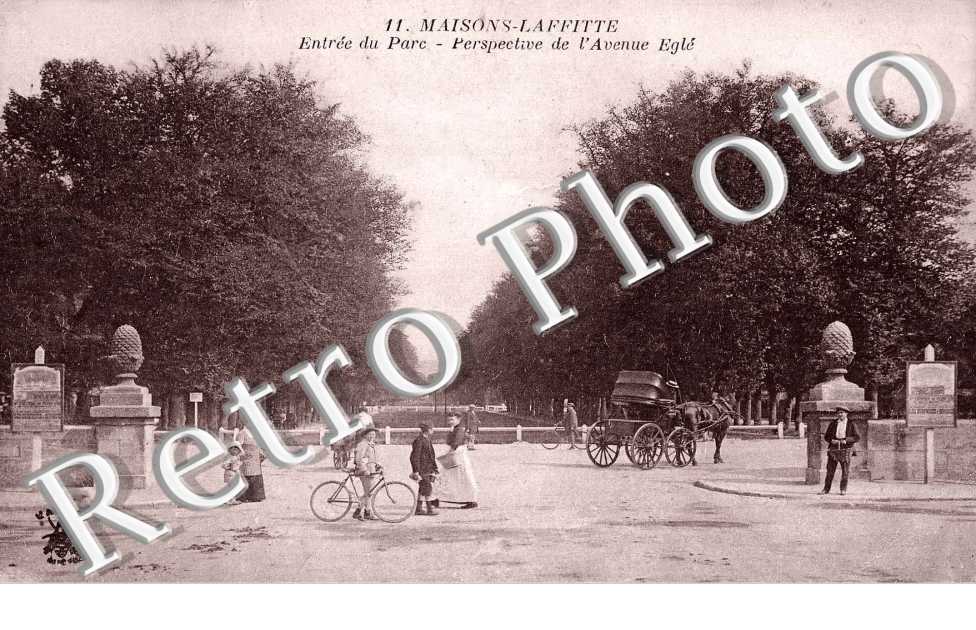 Entree du Parc, perspective de l&#039;Avenue Egle