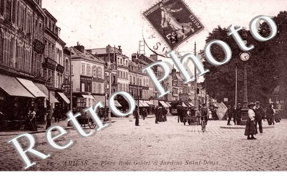 la Place Rene Goblet et les Jardins Saint-Denis