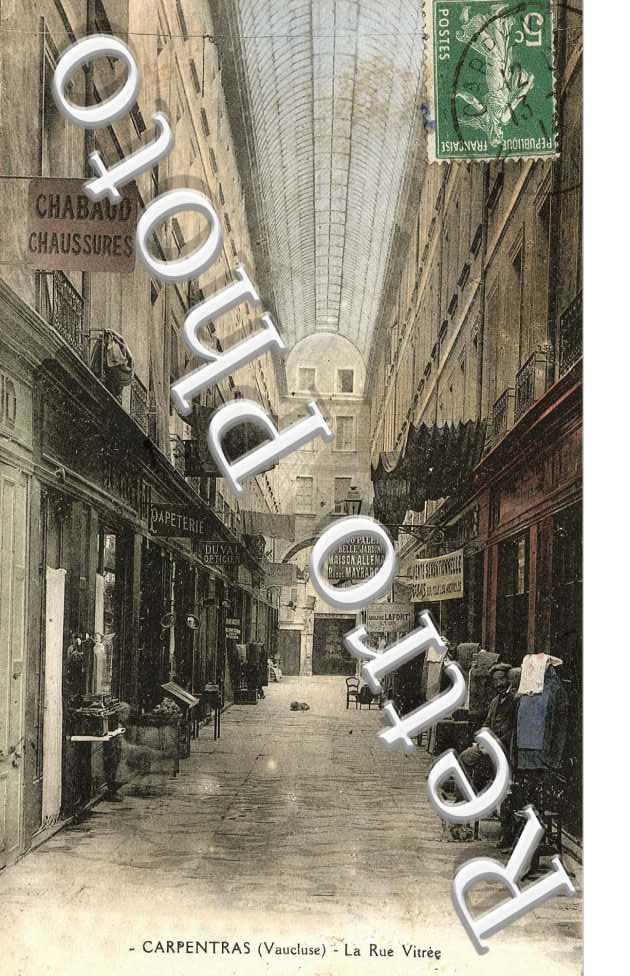 LA RUE VITREE