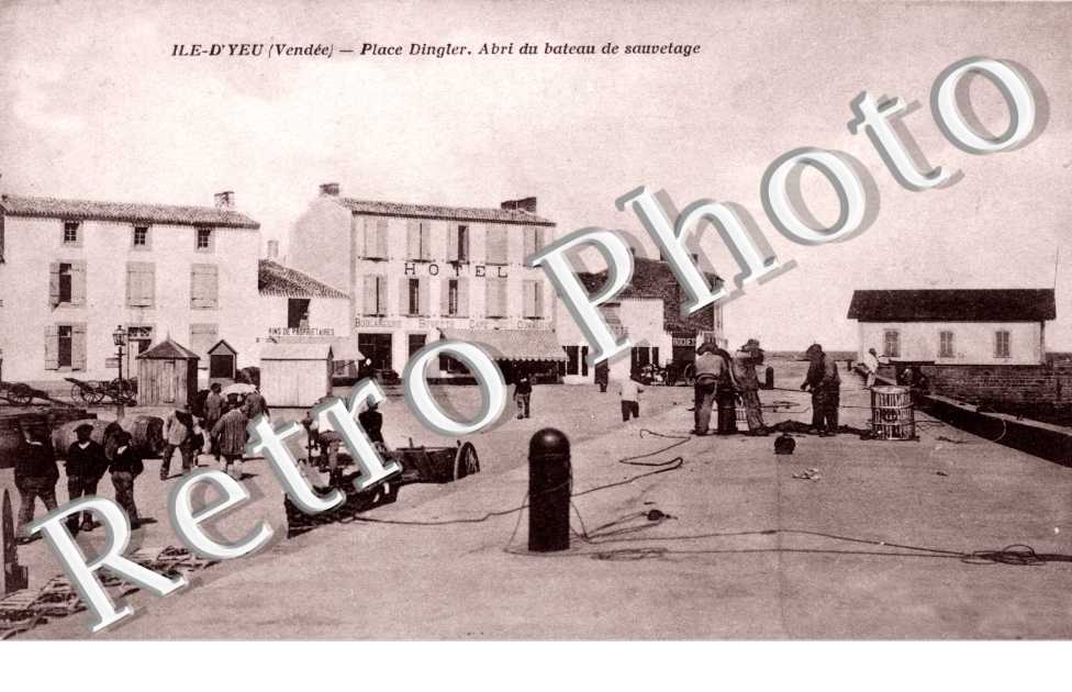 Place Dingler, abri du bateau de sauvetage