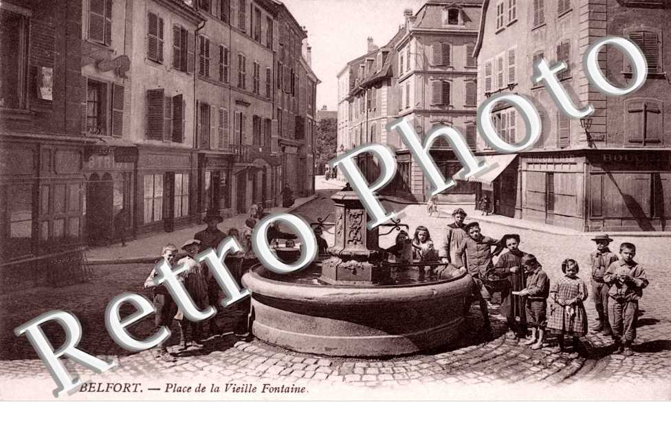 PLACE DE LA VIEILLE FONTAINE