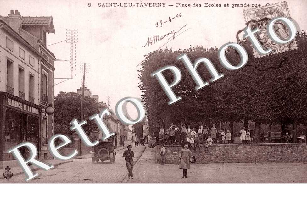 Place des Ecoles et Grande Rue