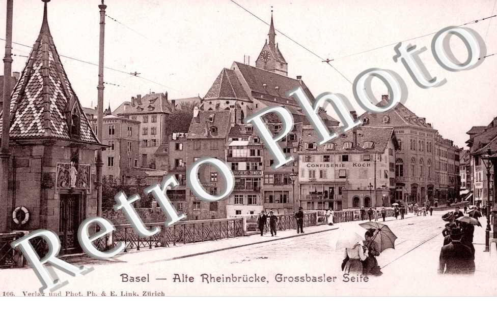 Alte Rheinbrucke, Grossbasler Seite. Vieux pont sur le Rhin, cote Grossbasler