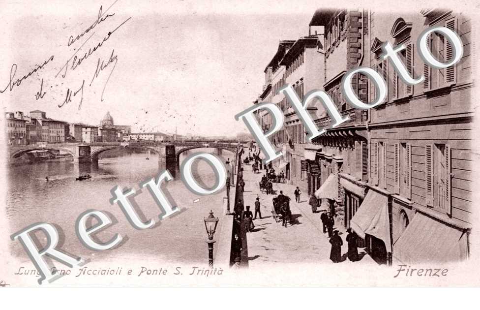 Lung Arno Acciaioli e Ponte S. Trinita