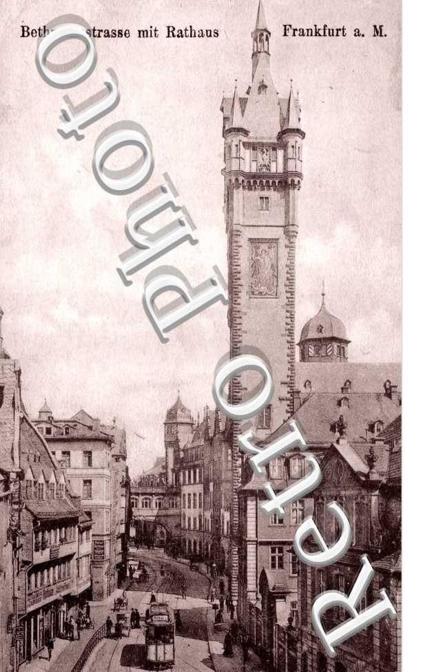 Bethmannstrasse mit Rathaus
