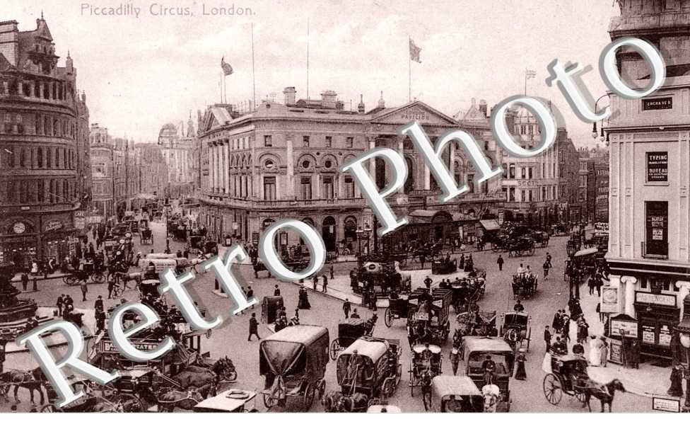 Piccadilly Circus