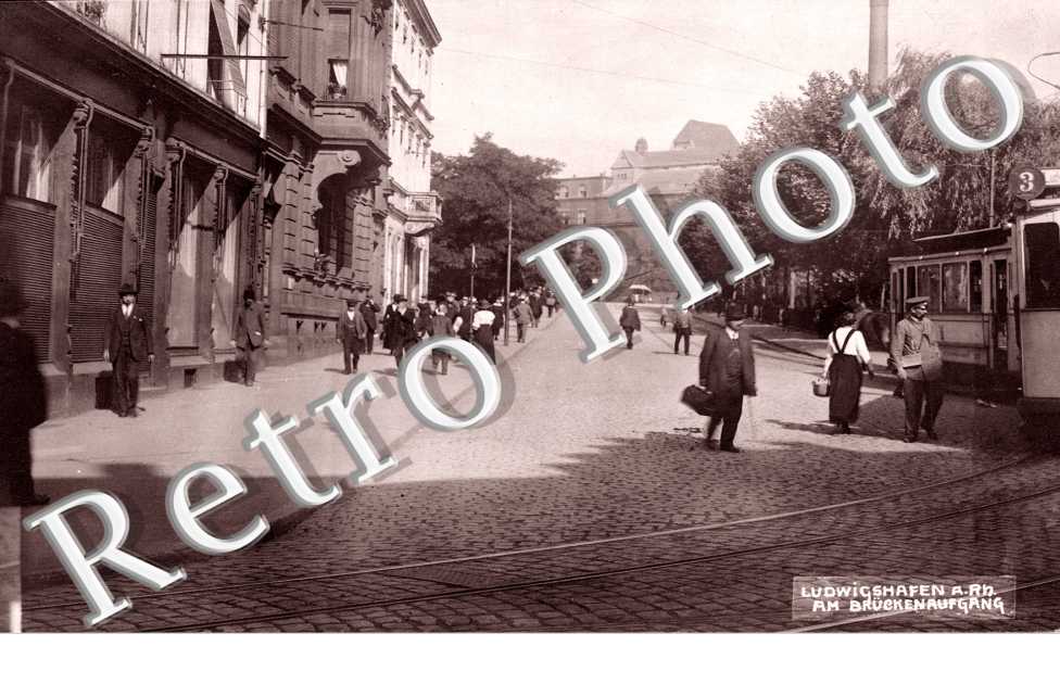 Am Bruckenaufgang