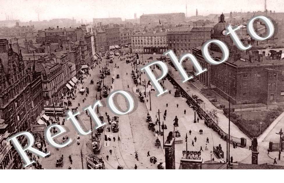 Bird&#039;s-eye view of Piccadilly