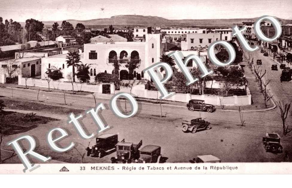 Regie de Tabacs et Avenue de la Republique