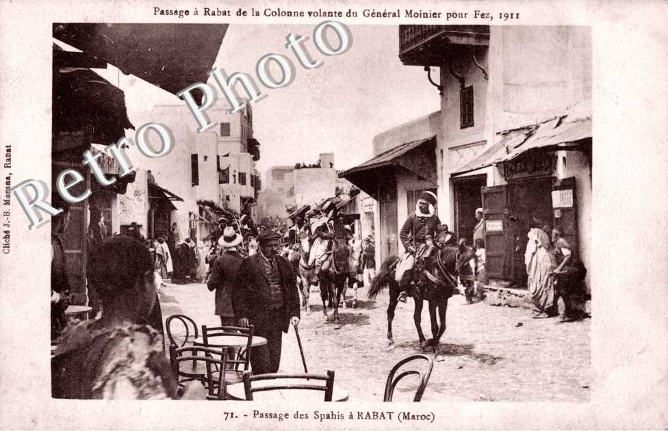 Passage a Rabat de la Colonne volante du General Moinier pour Fez
