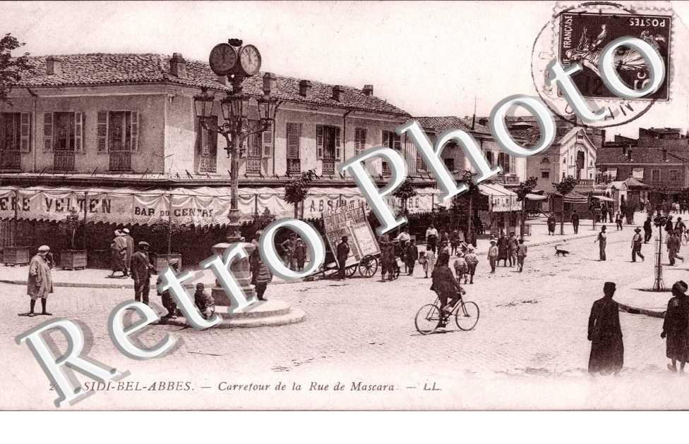 Carrefour de la Rue de Mascara