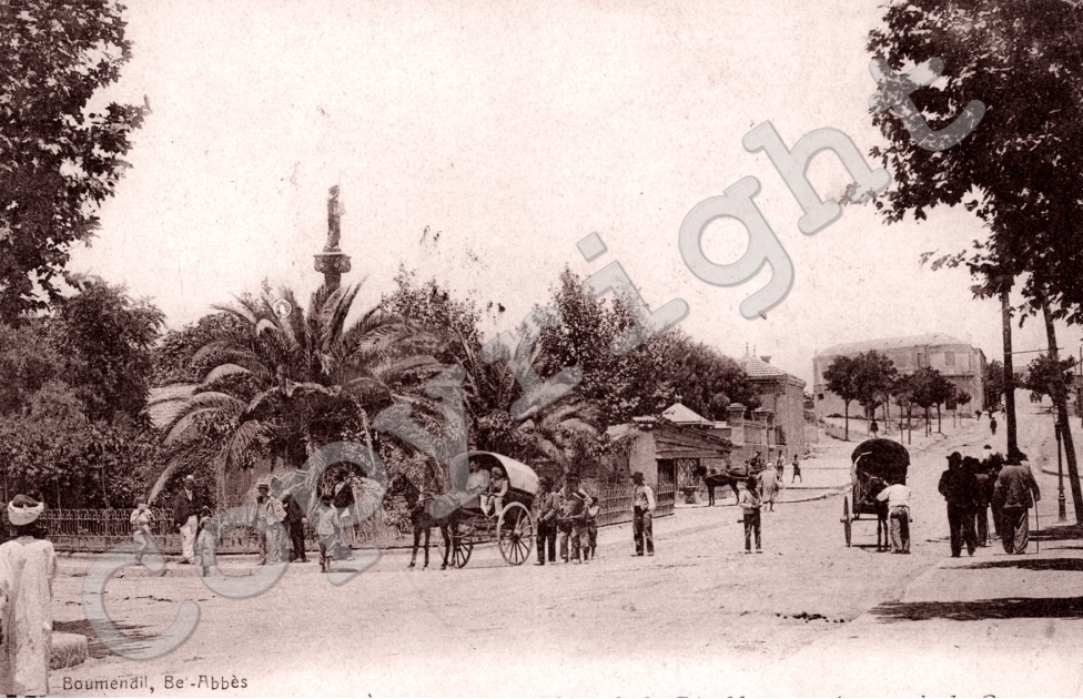 Place de la Republique et Avenue de la Gare