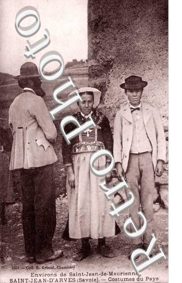 costumes du pays