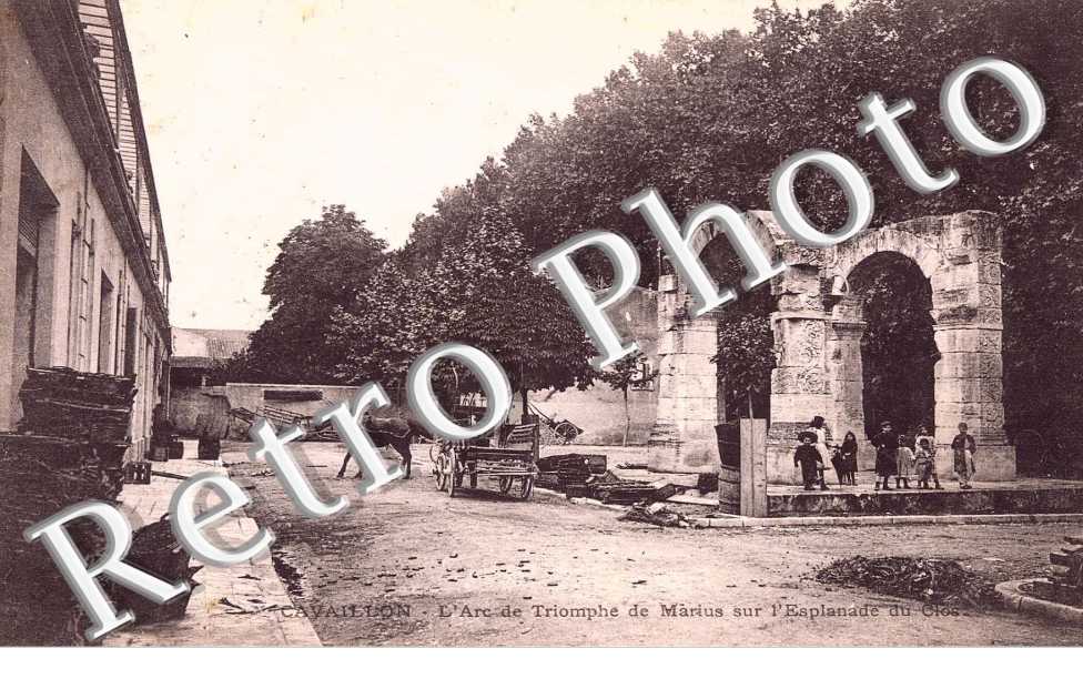 l'Arc de Triomphe de Marius