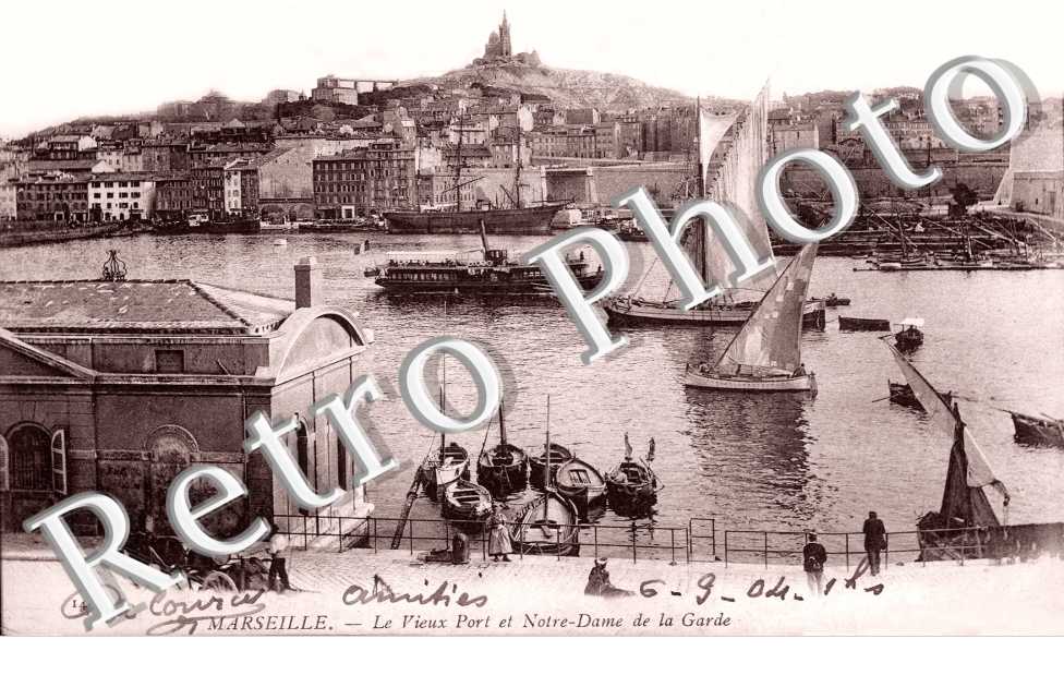 LE VIEUX PORT ET NOTRE DAME DE LA GARDE