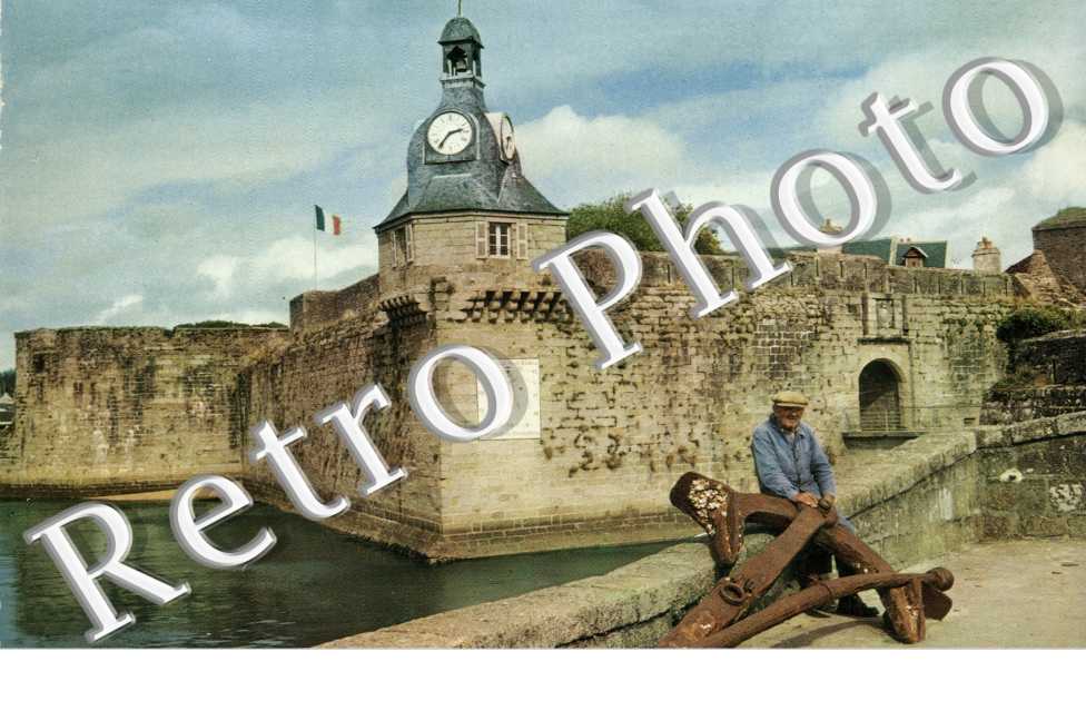 le Beffroi et l&#039;entree de la Ville-Close