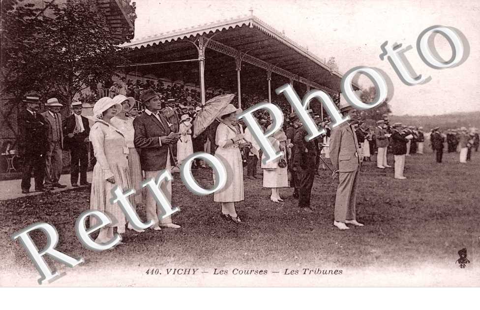 Les Courses - Les Tribunes