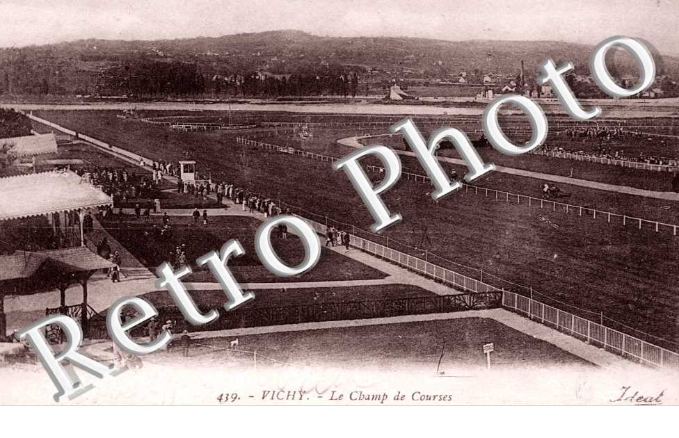 Le Champ de Courses