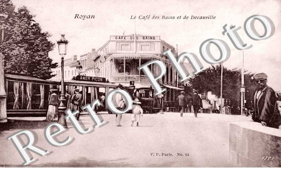 Le cafdes Bains et de Decauville