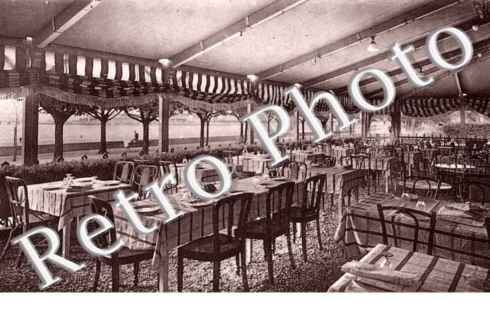 Boulevard Frederic Garnier - Restaurant Terrasse